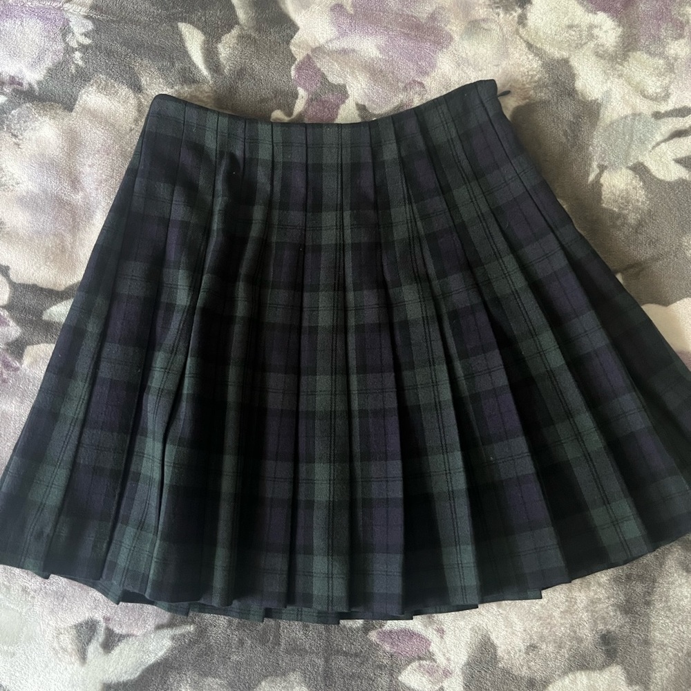 Brandy melville green pleated mini skirt